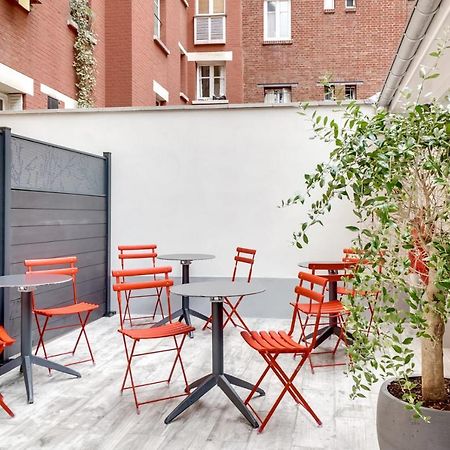 Paris Hotel Клиши Экстерьер фото