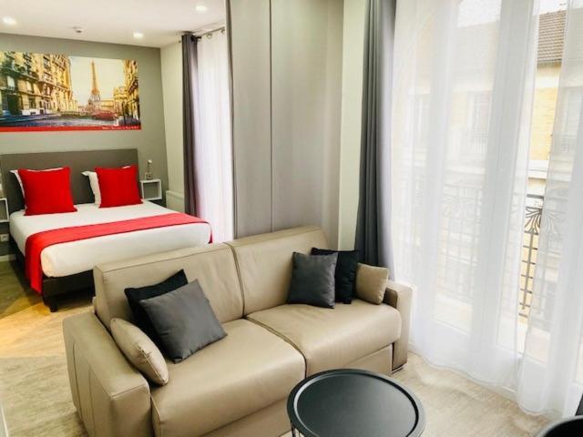 Paris Hotel Клиши Экстерьер фото